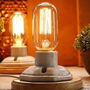 Ampoule Vintage Électrique Authentique Atmosphérique Industrielle